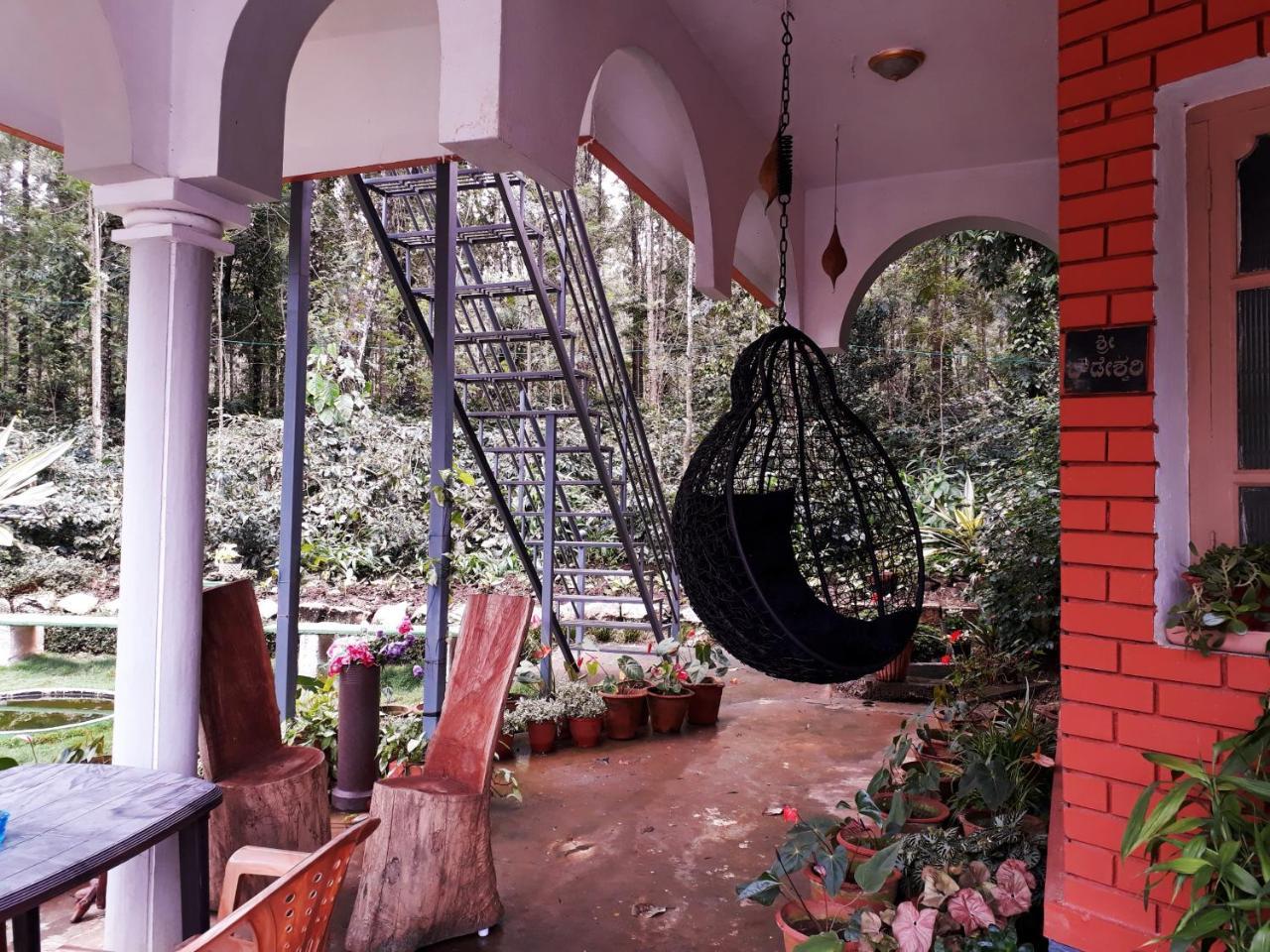 Bluebell Homestay Chikmagalur Ngoại thất bức ảnh