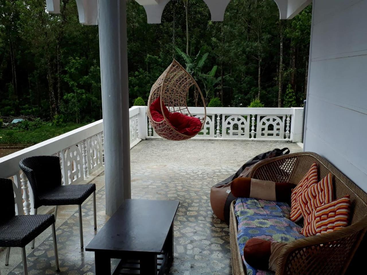Bluebell Homestay Chikmagalur Ngoại thất bức ảnh